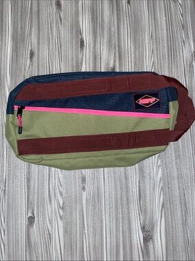 Neff Olive, Navy & Pink Colorblock Sling Belt Bag